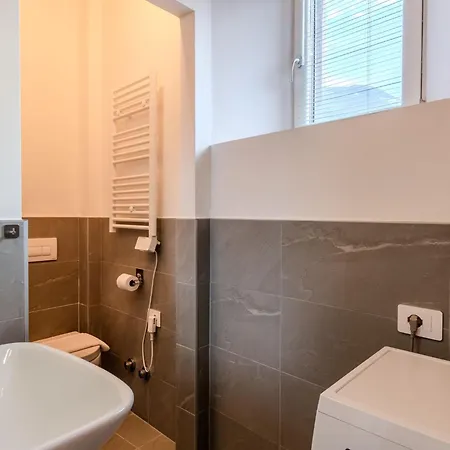 Appartamento Riflessi By Interhome Colico
